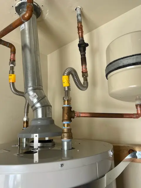 Water heater installation and plumbing repair in Forest Hill